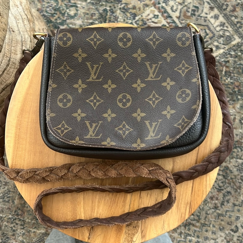 Vintage Boho Louis Vuitton crossbody bag